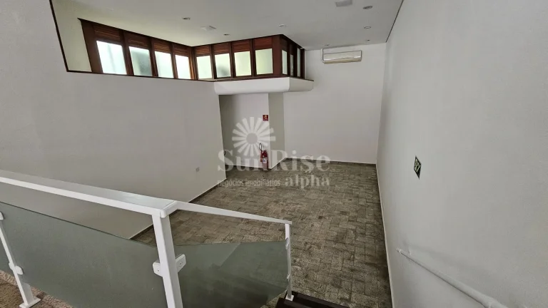 Imagem Loja Ponto Comercial pra alugar - 112m² - Alphaville -Barueri