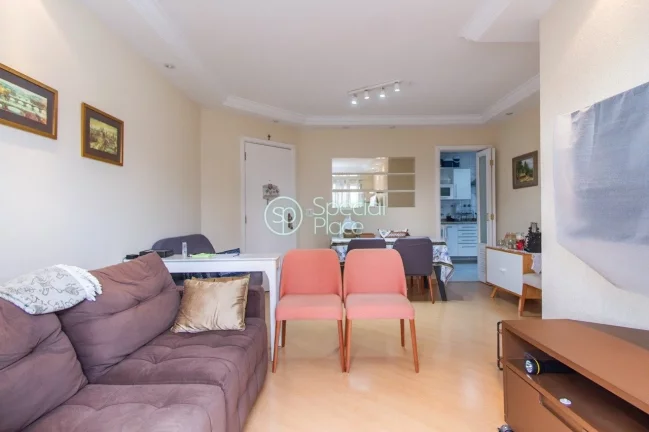 Imagem Excelente apartamento com 78m², andar alto, vista livre, 3 dormitórios, sendo uma suíte, living c...