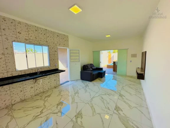 Imagem Casa ISOLADA LADO PRAIA COM PISCINA À venda em Itanhaém !