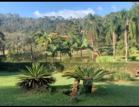 Imagem CASA NO CAMPO CONDOMÍNIO CLUB VALE DA SERRA, TERESÓPOLIS ACEITA FINANCIAR