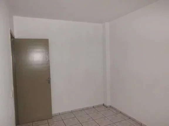 Imagem Ótima localização , 01 vaga, sala. 2 dormitórios, cozinha, wc, área de serviço e wc empregada ...