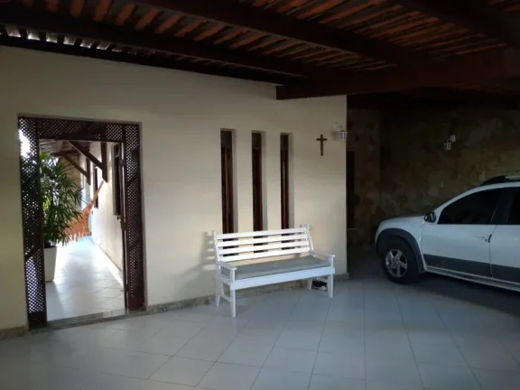 Imagem Casa para Venda no Ponto Central - 4 quartos