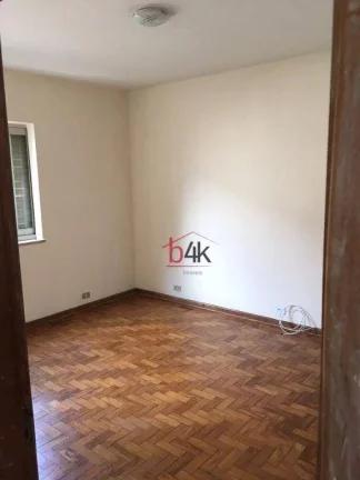 Imagem Apartamento com 3 dormitórios à venda em Moema!