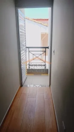 Imagem Sobrado novo, 3 dormitórios, sendo 1 suíte, sala 2 ambientes, 2 sacadas, Cozinha equipada com Cook...