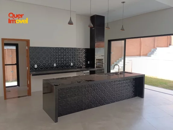 Imagem Casa de luxo em condomínio à venda em Bonfim Paulista-SP: 4 quartos, 4 suítes, 2 salas e 260m² de área.