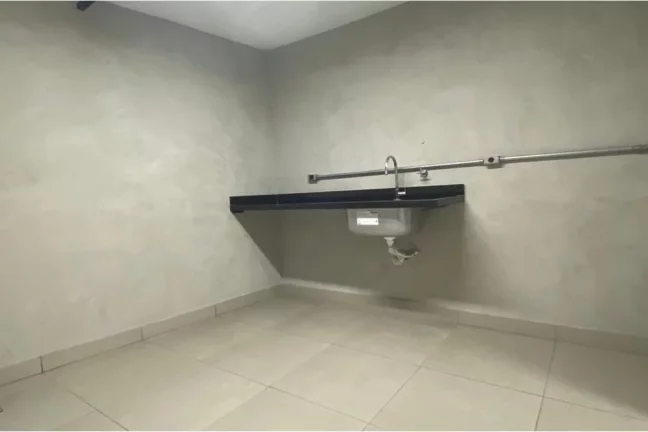 Imagem Salão Comercial Reformado na Lapa – Espaço Amplo, Versátil e Pronto para Sua Empresa!