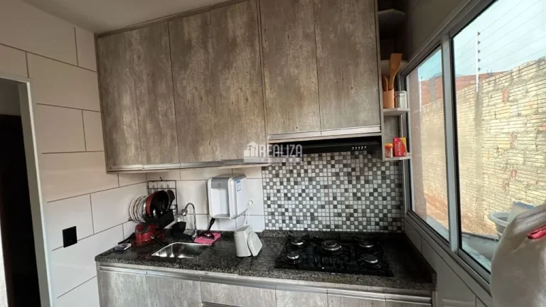 Imagem Casa à venda no bairro Loteamento Residencial Tamareiras em Uberaba.
