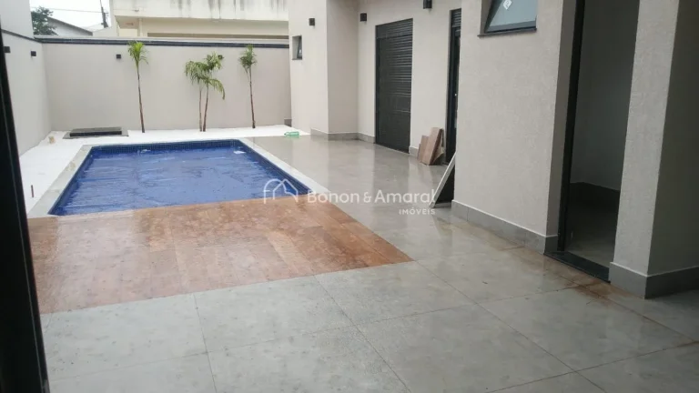 Imagem Excelente casa térrea em condomínio fechado com 234 m² construídos em terreno de 390 m². Condom...