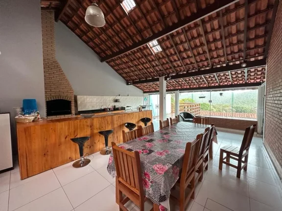 Imagem Sobrado com 3 dormitórios à venda, 215 m² por R$ 490.000,00 - Clube dos Oficiais - Suzano/SP