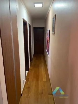Imagem Sobrado com 3 Quartos e 4 banheiros à Venda, 136m²