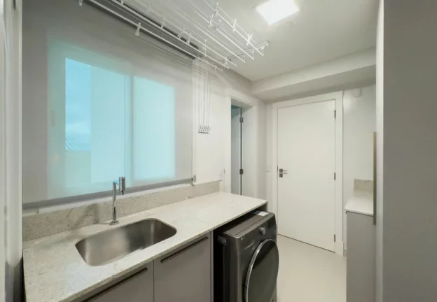Imagem Apartamento com 3 dormitórios à venda sendo 3 suítes, 164.96 m² por - R$ 10.399.000,00 - Pioneiros - Bal. Camboriú/SC