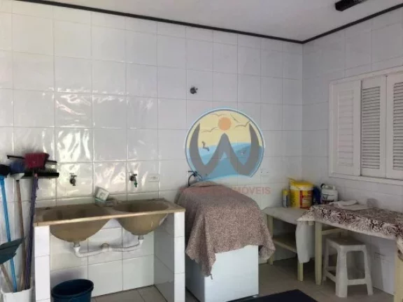Imagem Casa de luxo à venda em Ubatuba-SP, no bairro Lázaro: 6 quartos, 6 suítes, 2 salas, 1 banheiro, 3 vagas de garagem, 350m².