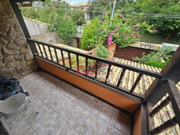 Imagem Casa com 3 dormitórios à venda, 195 m² por R$ 680.000,00 - Palmeiras - Cabo Frio/RJ