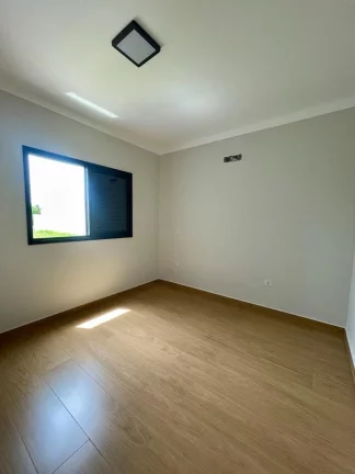 Imagem Belíssimo Sobrado á venda c/ 03 dormitórios, sendo 01 suíte - Portal Ville Jardins, Boituva