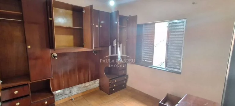 Imagem Sobrado com 300m², Escritura, Ótimo salão comercial(7 X 11mts), 2 Casas (4 Cômodos cada), Excelente Localização no Jardim Zaíra, Mauá-SP