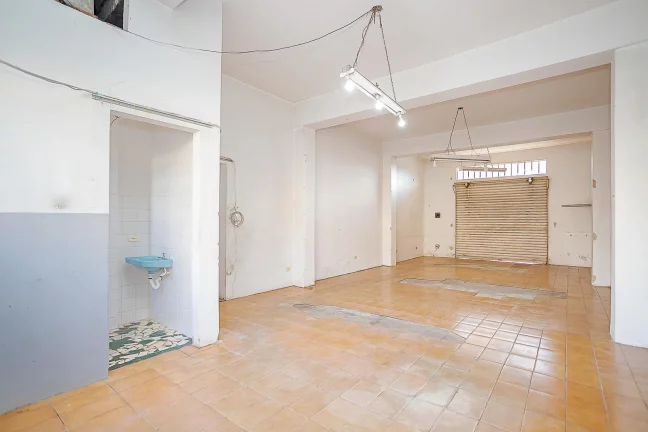 Imagem Imóvel casa comercial à venda no Campo Comprido Curitiba