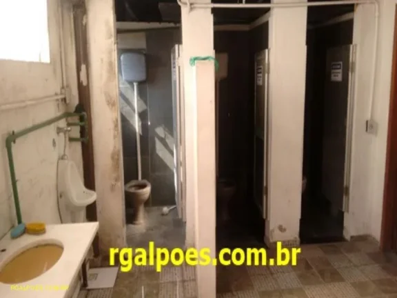 Imagem Salão Comercial para Venda em DUQUE DE CAXIAS, Santa Cruz Da Serra, 3 banheiros, 3 vagas