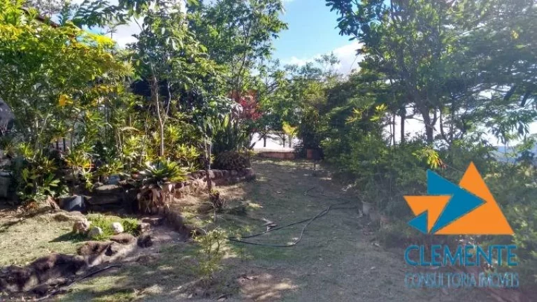 Imagem Sítio de 42.100 m2, área urbana, 3 casas, Sta Luzia-MG