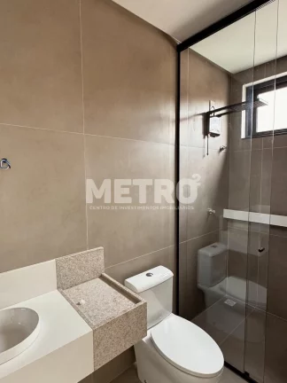 Imagem Casa à venda no Cond. Velho Chico com 3 suítes, uma com closet, piscina