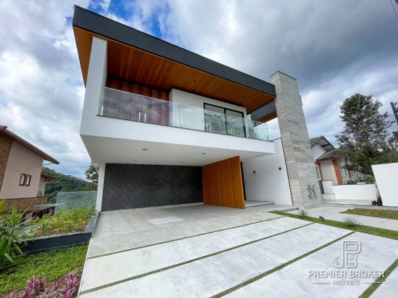 Imagem Casa à venda, 330 m² por R$ 4.900.000,00 - Várzea - Teresópolis/RJ