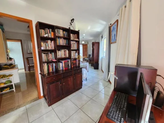 Imagem Casa em Condomínio para Venda em Teresópolis / RJ no bairro Tijuca