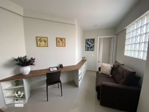 Imagem Apartamento mobiliado com 1 suíte com sacada à venda por R$ 365.000 - Centro - Curitiba/PR