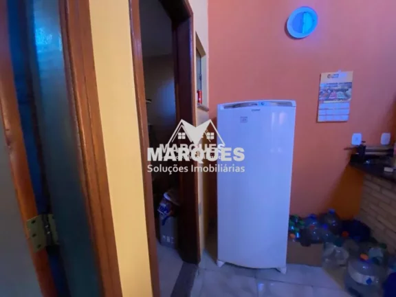 Imagem Casa c/ 3 dorms, 1 suite e 4 vagas