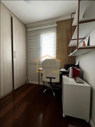 Imagem Apartamento 65m², 3 dormitórios, armários, sala 2 ambientes, varanda, cozinha, banheiro, 1 vaga d...