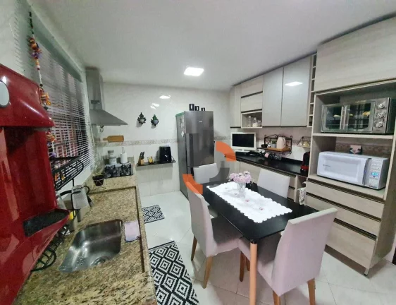 Imagem (Venda) Casa com 4 dormitórios - Caonze - Nova Iguaçu/RJ