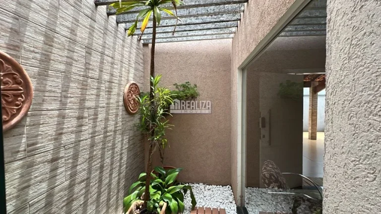 Imagem Casa à venda no Residencial Presidente Tancredo Neves em Uberaba