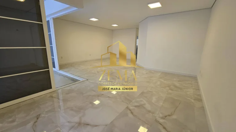 Imagem Sobrado alto padrão em condomínio, 560 m2, Elevador, 04 suites ( 01 Master)