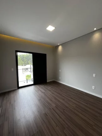 Imagem Linda casa no condominio Euroville 2