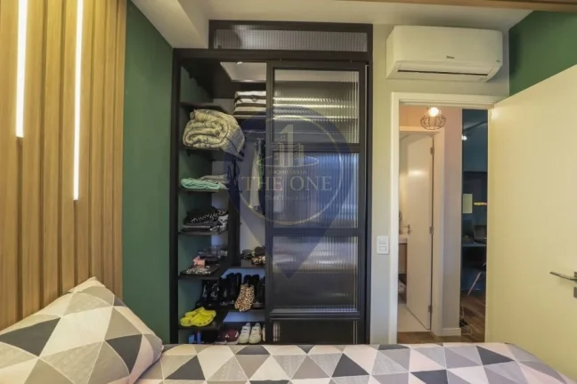 Imagem Apartamento de 1 quarto com vaga de garagem no bairro Santa Efigênia, São Paulo-SP: 2 salas, 1 banheiro e 37m² de área.