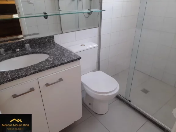 Imagem Apartamento na Pompeia com 2 dormitórios (1 suíte) e 2 vagas, próximo ao Sesc Pompeia. Edifício com portaria 24h e lazer