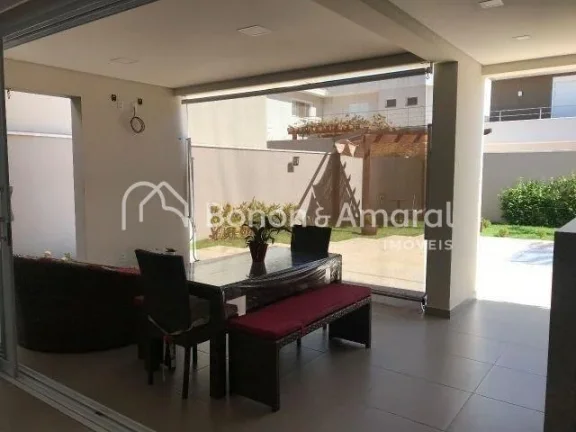 Imagem Casa à venda com 4 Quartos e 6 Banheiros no Swiss Park - Campinas/sp