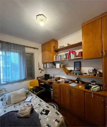 Imagem Apartamento à venda com 3 quartos no condomínio Ipê, São Paulo - SP