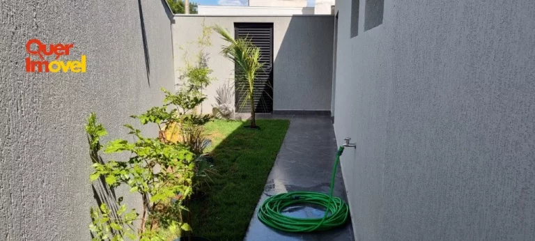 Imagem Casa de luxo em condomínio: 3 suítes, 4 vagas na cidade de Ribeirão Preto-SP, Jardim Valencia - 186m².