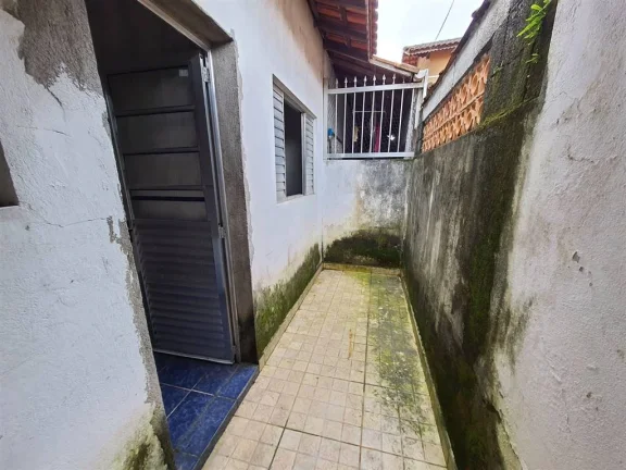 Imagem Casa térrea 01 dormitório no Campo da Aviação em Praia Grande