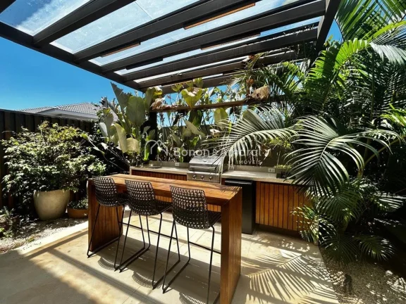 Imagem ARES HOME - Inspire qualidade de vida

Casas isoladas com 155 m² - entrega em dezembro 2025.

Viva ...
