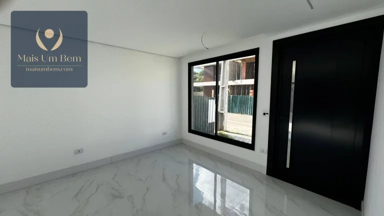 Imagem Sobrado Tríplex com Terraço em condomínio fechado com Piscina, 3 suítes, 171 m² por R$ 1.290.000 - Santa Cândida - Curitiba/PR