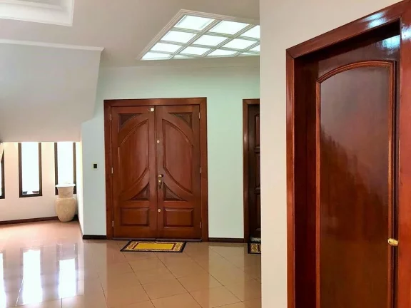 Imagem Sobrado com 5 dormitórios à venda, 602 m² por R$ 1.900.000,00 - Jardim Altos de Suzano - Suzano/SP