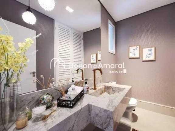 Imagem Magnífica casa mobiliada, Casa moderna, com sala de estar com pé direito duplo, lareira a gás em ...