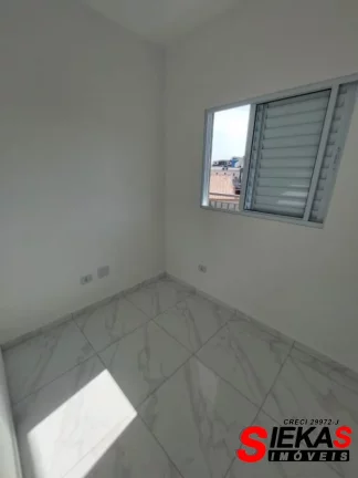 Imagem Apartamento à venda em São Paulo-SP na Vila Virginia com 2 quartos, 1 banheiro e 42m² de área.