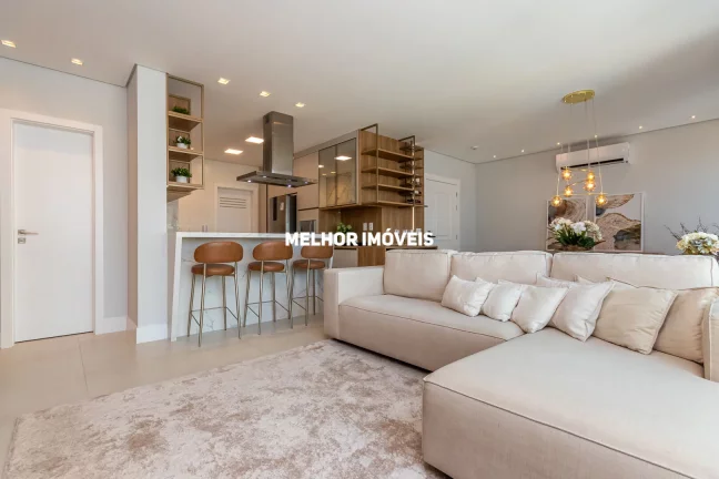 Imagem Apartamento à venda com 4 quartos sendo 2 suítes e 2 vagas de garagem localizado em Balneário Camboriú