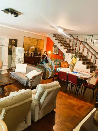 Imagem Casa/Sobrado à Venda Jardim Europa - São Paulo/SP.