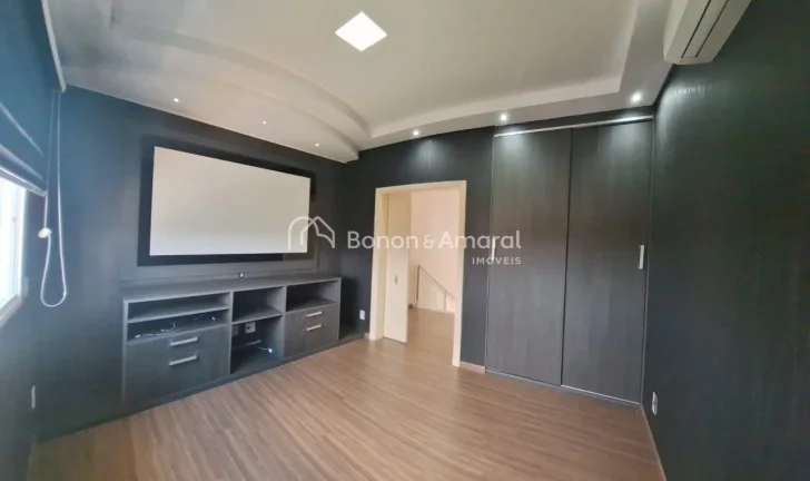 Imagem Com 331mÂ² de Ã¡rea construÃ­da, essa residÃªncia foi projetada para quem busca conforto, sofisticaÃ...