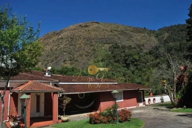 Imagem Casa para Venda em Teresópolis / RJ no bairro Cascata dos Amores