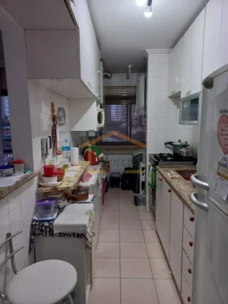 Imagem Apartamento com 70 m², 3 dormitórios sendo 1 suíte, sala para 2 ambientes, cozinha, 2 banheiros, ...