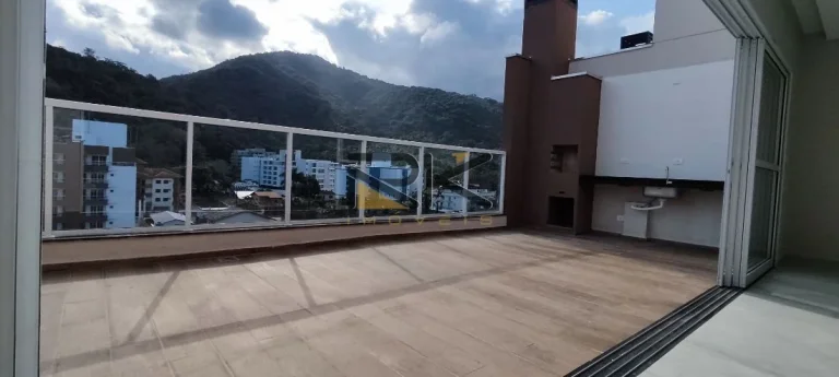 Imagem COBERTURA PRAIA DAS TONINHAS COM 3 DORMITÓRIOS SENDO 2 SUÍTES,1 BANHEIRO SOCIAL, VARANDA GOURMET COM CHURRASQUEIRA,