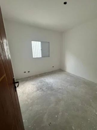 Imagem Sobrado com 2 dormitórios à venda, 90 m² por R$ 330.000,00 - Caxangá - Suzano/SP
